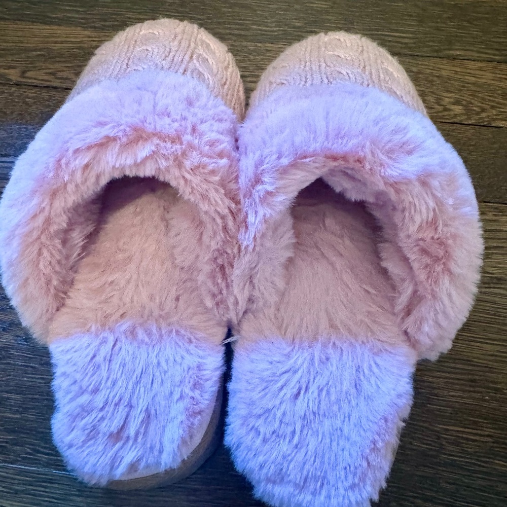 J Crew pink slippers, size 8 NWOT